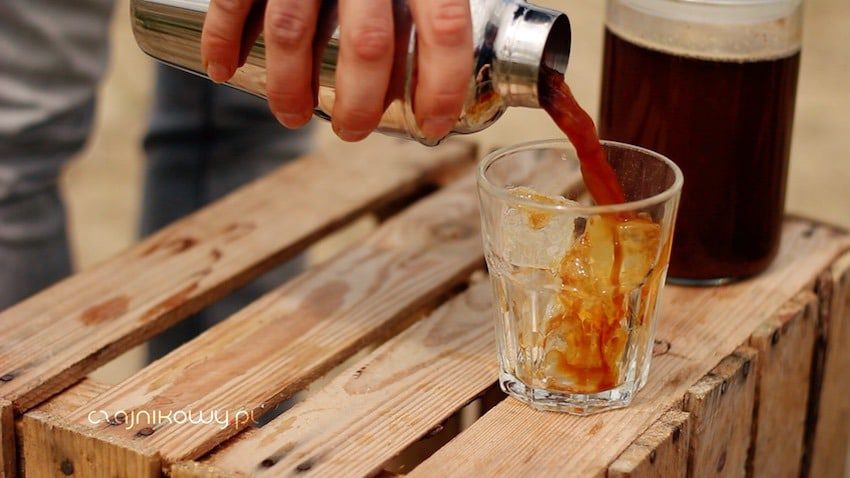 Cold brew coffee - kawa na zimno: działanie, właściwości, przepis