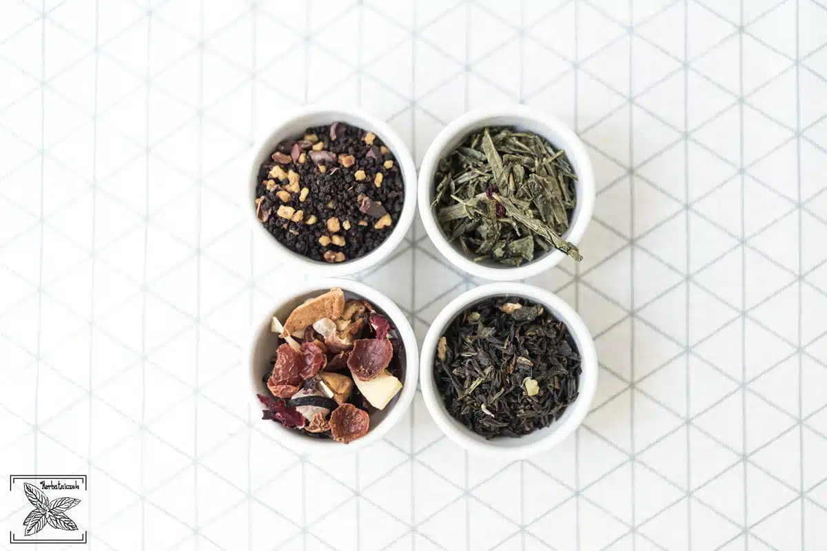 Herbaty aromatyzowane gotowe do parzenia