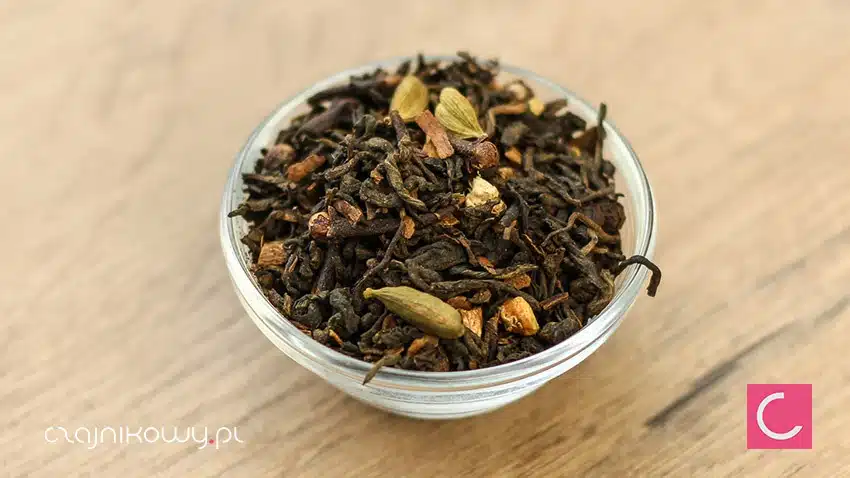 Herbata czerwona pu-erh kardamonowo cynamonowa