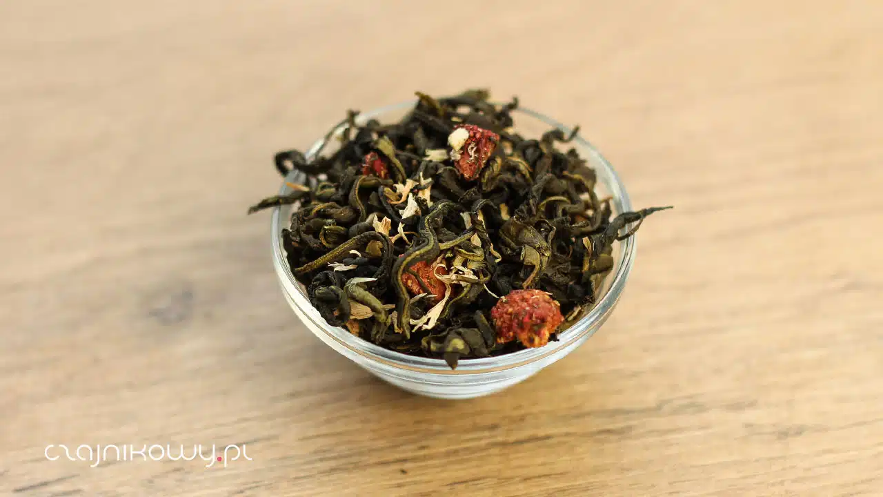 Herbata zielona truskawkowa z rabarbarem