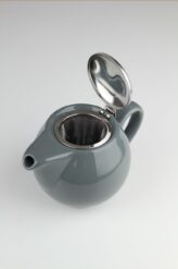 Czajnik do herbaty szary Grey otwierany Sara 600ml – klasyczny minimalizm i wygoda parzenia