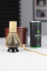 Zestaw do herbaty shoku: matcha, matchawan, chasen, chashaku, stojak