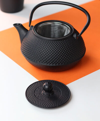 Żeliwny czajnik do herbaty Shanghai 800ml