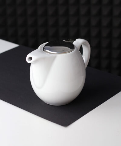 Czajnik do herbaty biały otwierany Sara 900ml