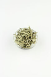 Herbata biała Yin Zhen 2025 Old Tree Yunnan Silver Needle 20g – wiosenne srebrne igły