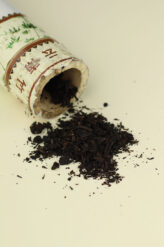 Herbata pu-erh Bamboo Tube Zhu Ye 100g – tradycyjny pu-erh dojrzewający w bambusie